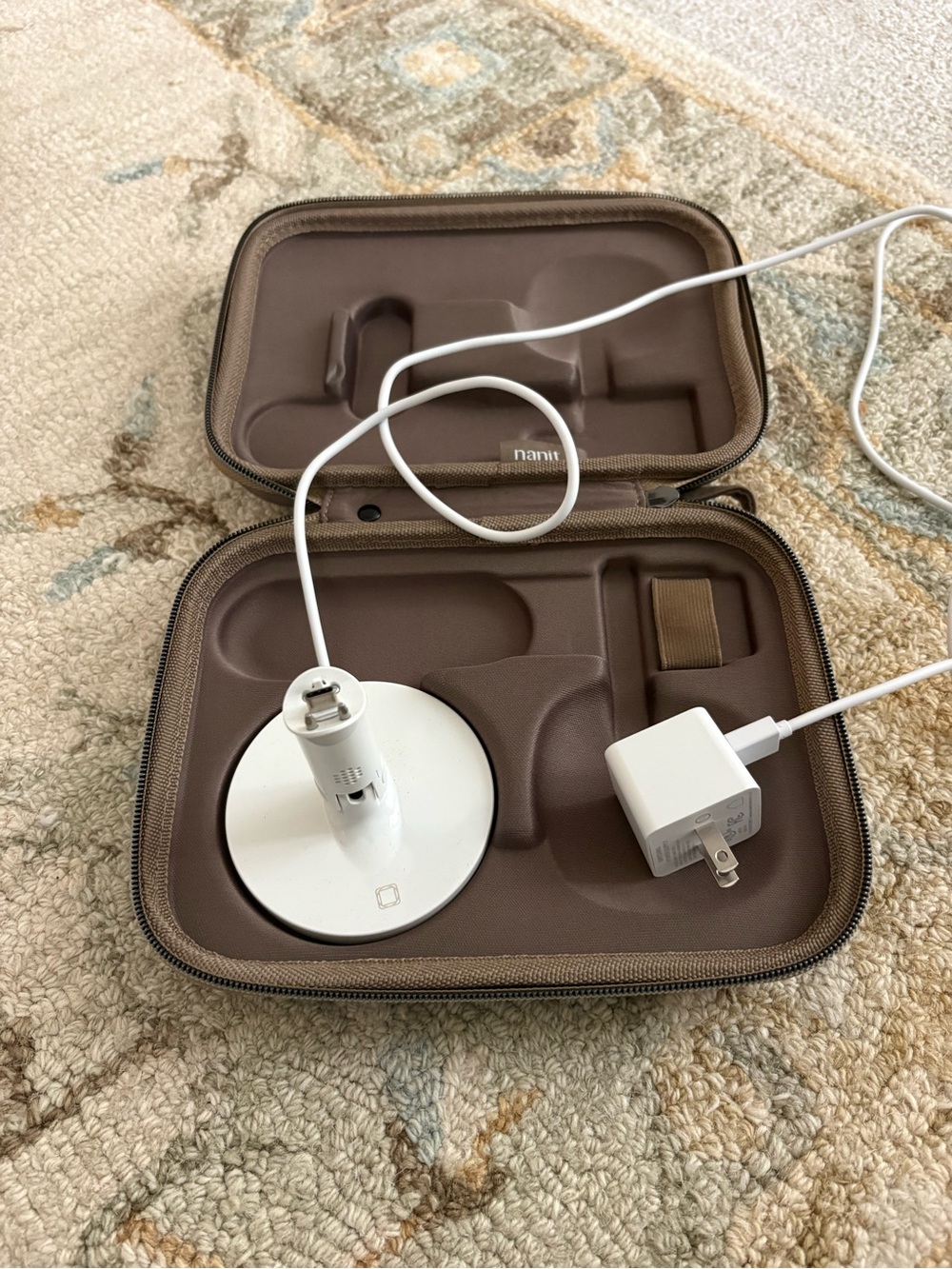 Nanit Travel Protective Hard Case + Flex Multi Stand Power Cord Adapter